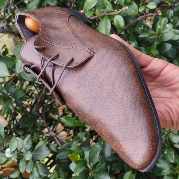 Burton of London Men's Luxury Oxfords (44/10)