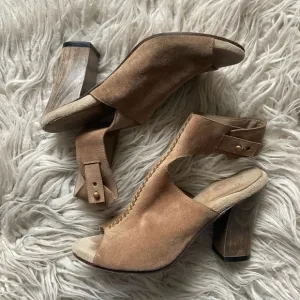 Calleen Cordero Tan Brown Suede Gold Studded Open Toe Block Heel Sandals Sz 6.5