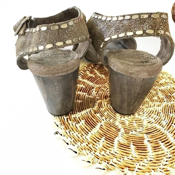 Calleen Cordero Womens 8 Suede Wooden Block Heels T Strap Heels Wedge