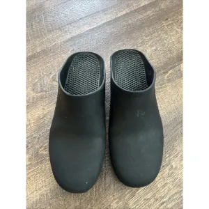 Calzuro Classic Without Hole Black Unisex 42/43 Women's 11.5-12.5 Men's 9.5-10.5
