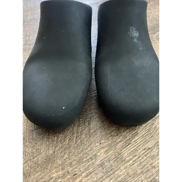 Calzuro Classic Without Hole Black Unisex 42/43 Women's 11.5-12.5 Men's 9.5-10.5