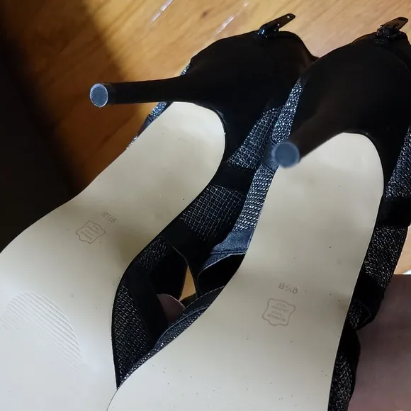 Caparros Black Open Toe Silver Glitter Sandals Heels Booties sz 9.5