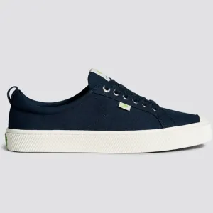Cariuma - Navy Canvas OCA LOW