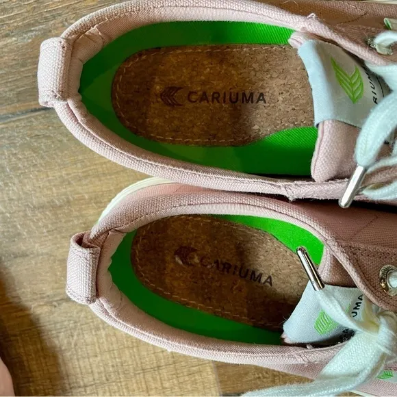 Cariuma Oca Low Canvas Sneakers in Rose