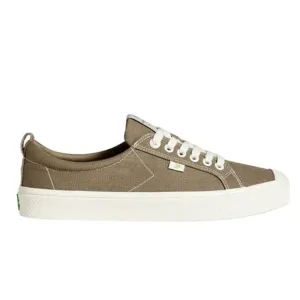 Cariuma Oca Low Contrast Thread Sneaker Shoe Burnt Sand Canvas 8 Mens 9.5 Womens