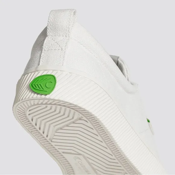 Cariuma Off White Canvas OCA Low Top Sneaker Unisex Women 8/Men 6.5 New