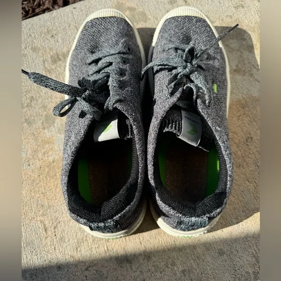 Cariuma Stone Grey IBI Low Knit Sneaker Women's Size 7.5