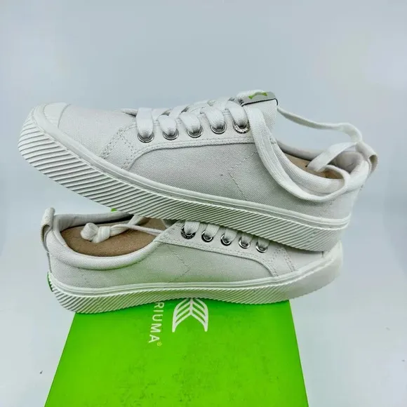 Cariuma Unisex Sneaker Oca Low Top Lace Up Organic Canvas Off White W6 M4.5 NIB