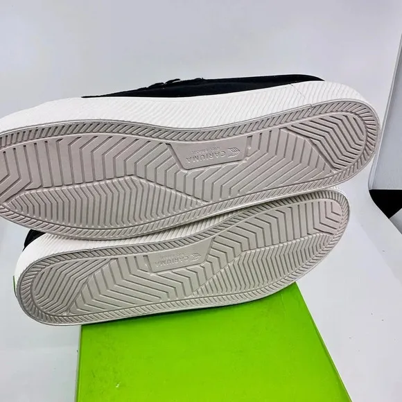 Cariuma Unisex Sneakers Oca Low Top Lace Up Organic Canvas Black W9.5 M8 NIB