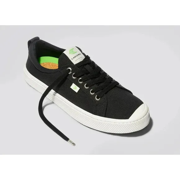 Cariuma Unisex Sneakers Oca Low Top Lace Up Organic Canvas Black W9.5 M8 NIB
