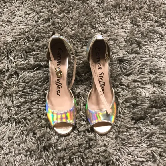 Carmen Steffens iridescent block peep toe heels