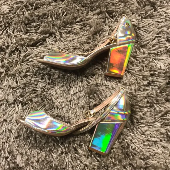 Carmen Steffens iridescent block peep toe heels