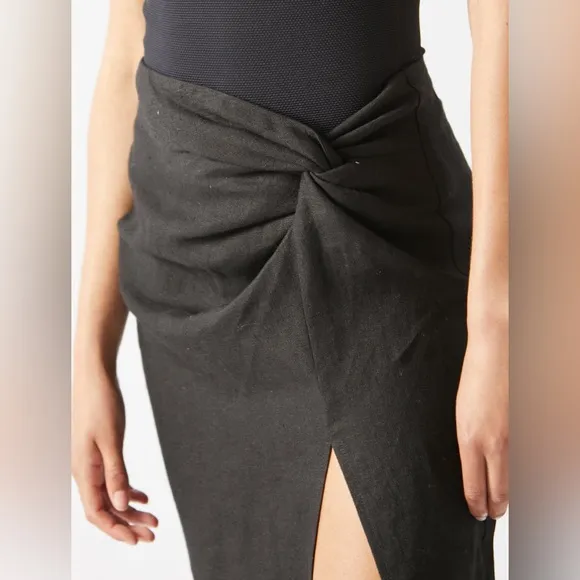 Casa | Raki Gaby Black Linen Knot Front Side Slit Midi Skirt EUC Size Medium