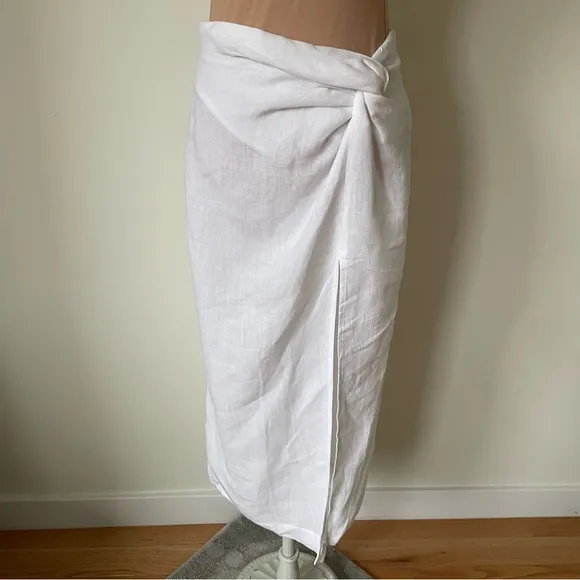 Casa | Raki Gaby White Linen Knot Front Side Slit Midi Skirt EUC Size Medium