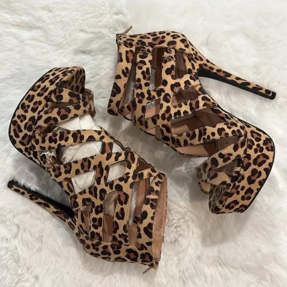 Cathy Jean Leopard Print Open Toe Ankle Platform Bootie Heels