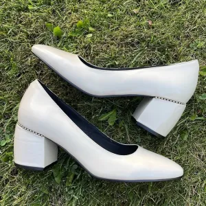 Caverley designed in Australia beautiful off white leather block heels