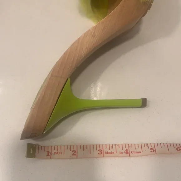 Cesare Paciotti slides