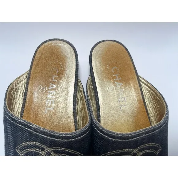Chanel Denim Clogs w/ Gold CC Accent Wood Sandals Mules Y2K Vintage Sz 35 5