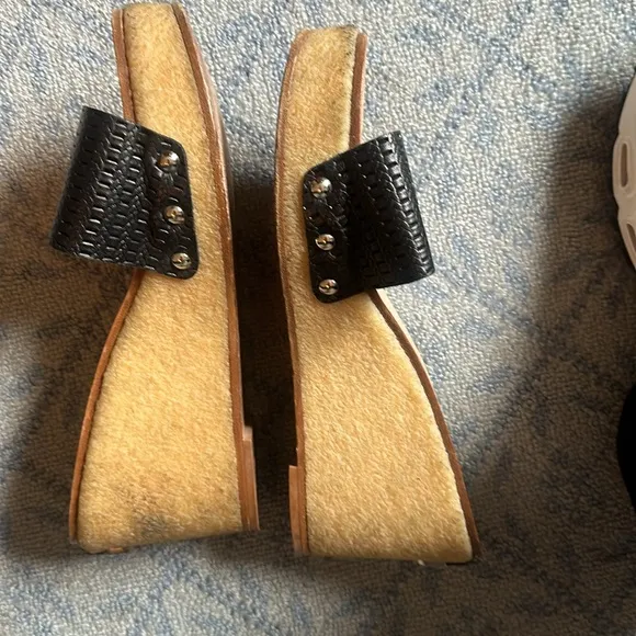 Chanel interlocking slides wedge sandal leather rubber sole authentic 41 10