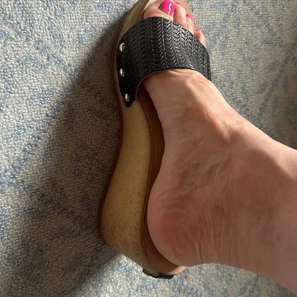 Chanel interlocking slides wedge sandal leather rubber sole authentic 41 10