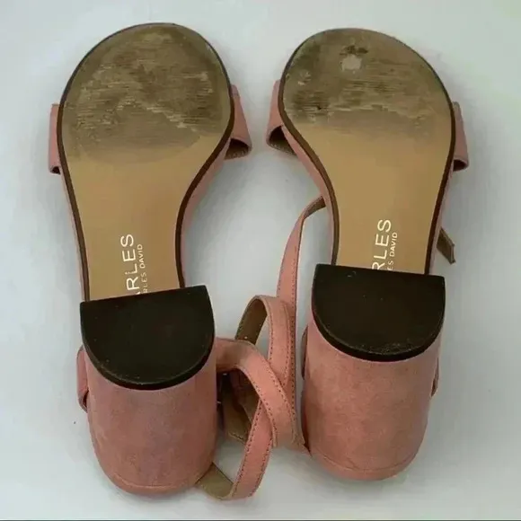 Charles Charles David heels size 8 pink faux suede