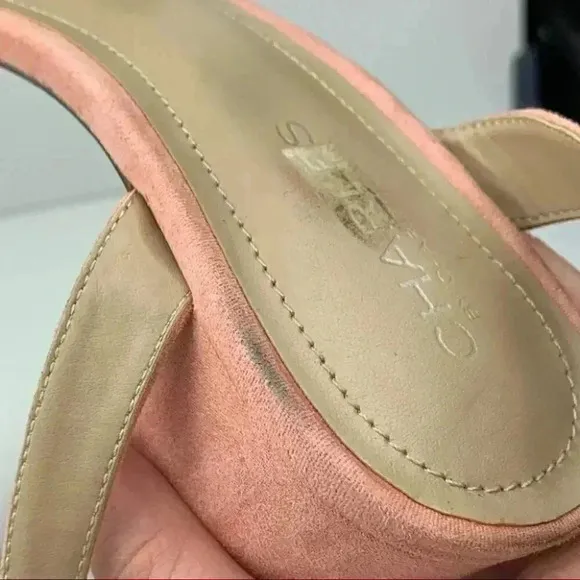 Charles Charles David heels size 8 pink faux suede