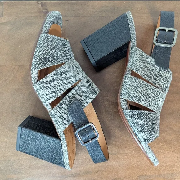 Chie Mihara Snake Whimsigoth Witchy Feminine Preppy Block Heels 37