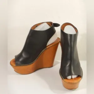 Chloe Black Leather Open Toe PlatformWedge Clogs 38.5