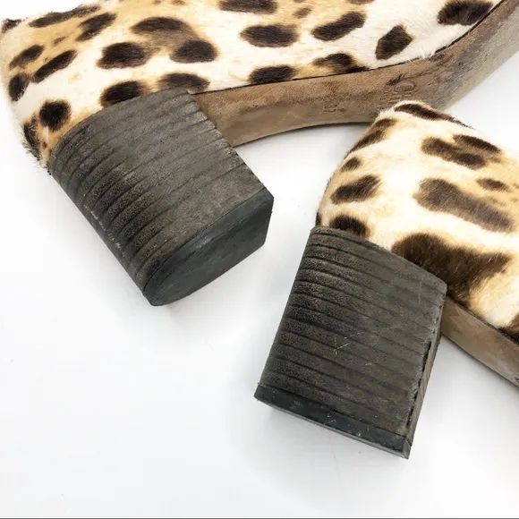 Chloe | Lauren Leopard Fur Print Heels RARE