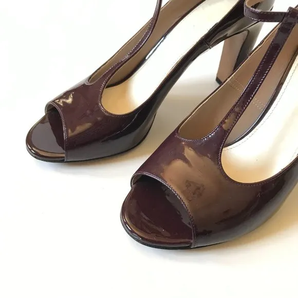 Chloe Patent Leather Mary Jane Pumps Heels Womens 39 9 Burgundy Maroon Open Toe