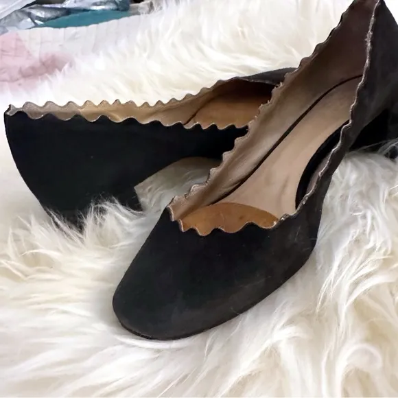 Chloe Scalloped Suede Heels Sz‎ 38
