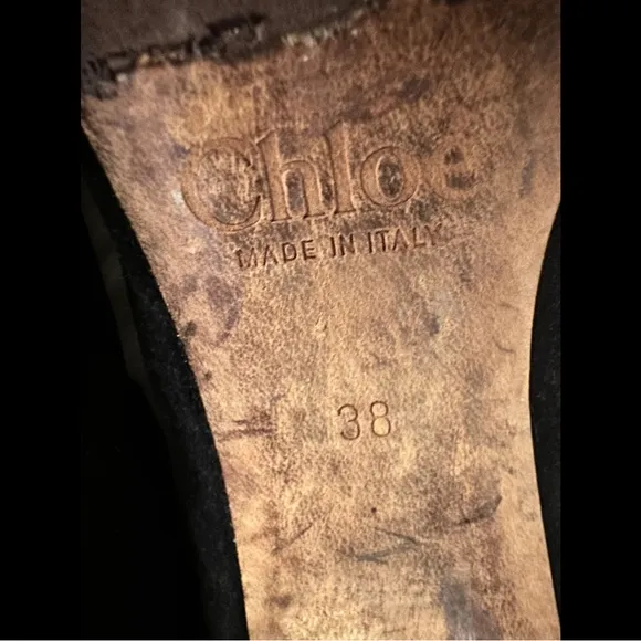 Chloe Scalloped Suede Heels Sz‎ 38
