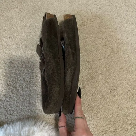 Chocolate Brown Boston Birkenstock clogs (worn condition)