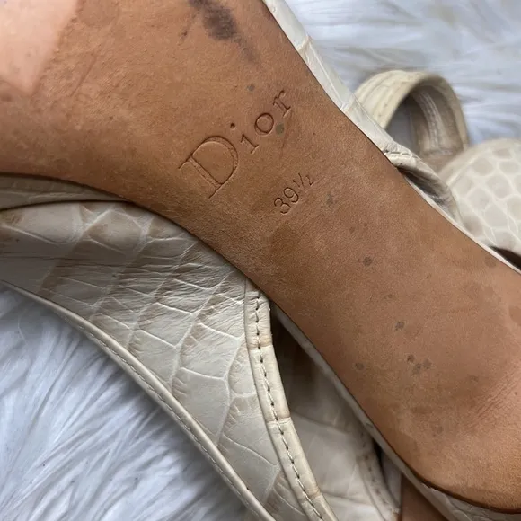 Christian Dior pump heels size 9