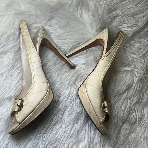Christian Dior pump heels size 9