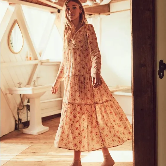 Christy Dawn BNWT Paloma Dress in Tea Rose Floral - XS