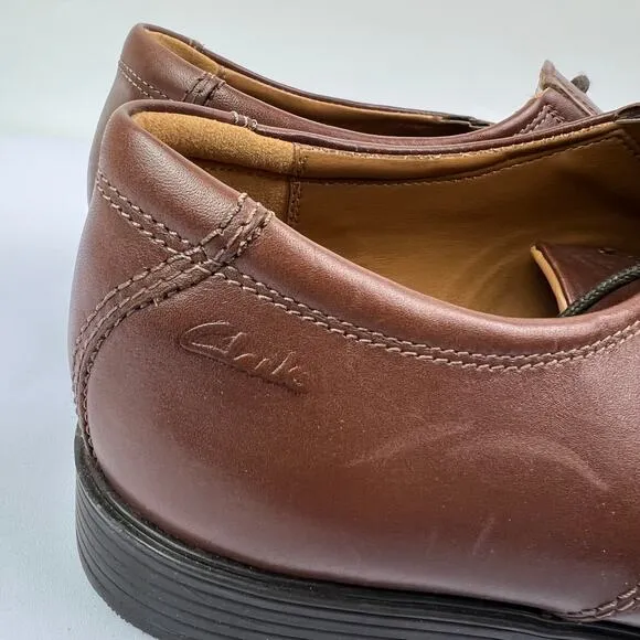 Clarks 15770 Men’s Size 10 Ultimate Comfort Collection Brown Leather Oxfords