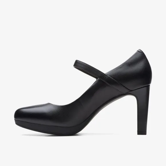 Clarks Collection Ambyr Mary Jane Shine Black Leather Platform Pumps Heels