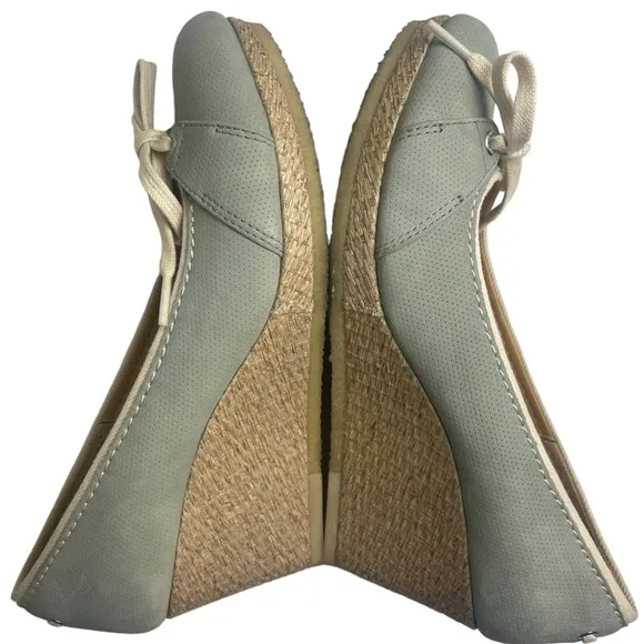 Clarks Originals Lt. Green Canvas Wedge Platform Espadrille w/Tie Detail Sz 10 M
