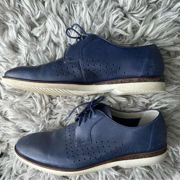 Clarks Tulik Edge navy blue leather lace up oxfords men’s shoe size 10.5