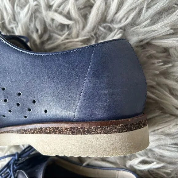 Clarks Tulik Edge navy blue leather lace up oxfords men’s shoe size 10.5