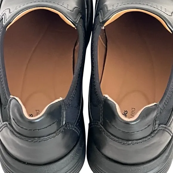 Clarks Unstructured Men's Black Leather Slip-On‎ Shoes