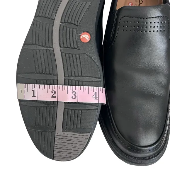 Clarks Unstructured Men's Black Leather Slip-On‎ Shoes