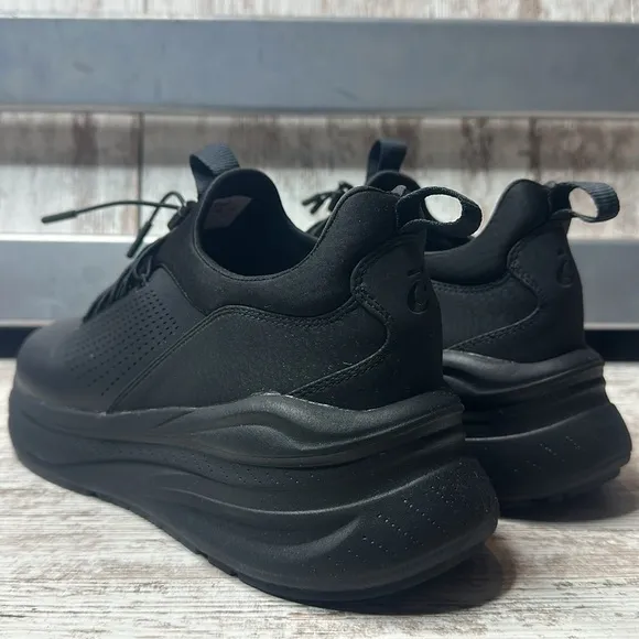 Clove Forte All-black UNISEX nursing shoes