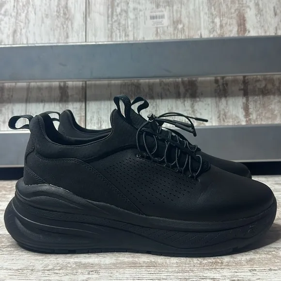 Clove Forte All-black UNISEX nursing shoes