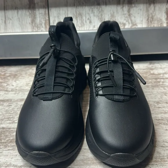 Clove Forte All-black UNISEX nursing shoes