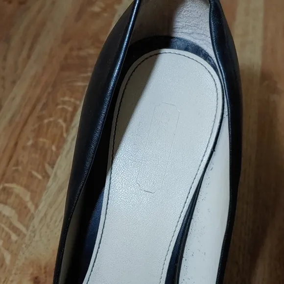 Coach Aliya Logo Peek Open Toe Heels 6B