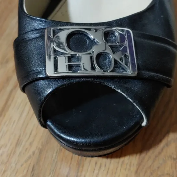 Coach Aliya Logo Peek Open Toe Heels 6B