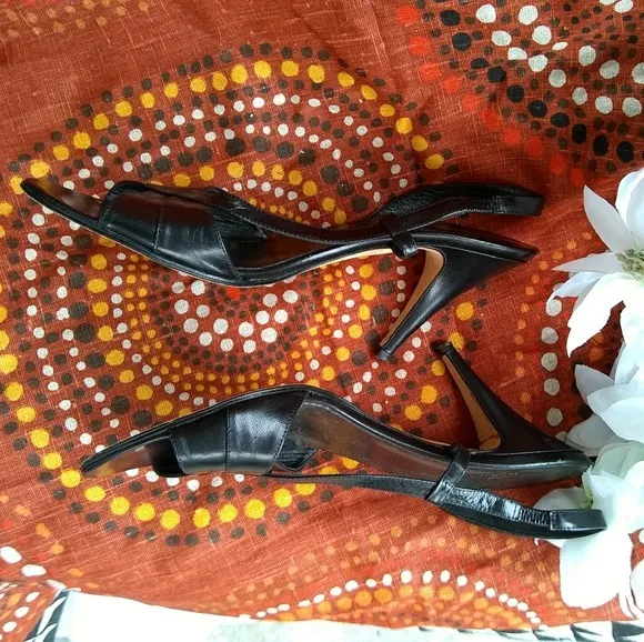 ❤√√COACH BLACK LEATHER SLING BACK HEELS