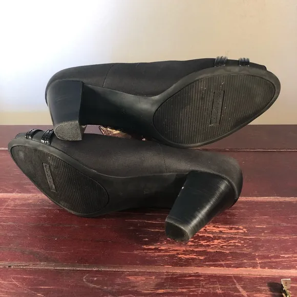 Coach Black Open Toe 3&quot; Heels Black Patent Straps Size 10